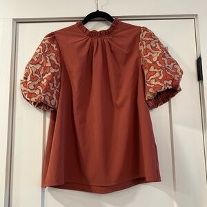 Entro Brown and Orange Ruffled Short Sleeve Blouse